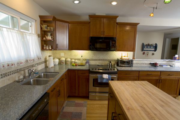 Cherry Cabinet Remodeling in Delaware